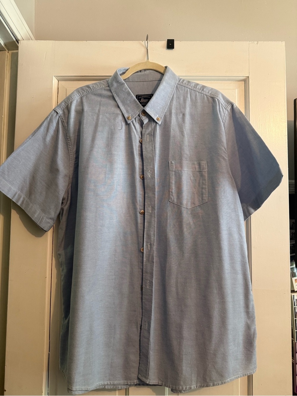 Men's Light Blue Short-Sleeve Button-Down Casual Shirt